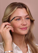 High Define Eyebrow Pencil, i användning